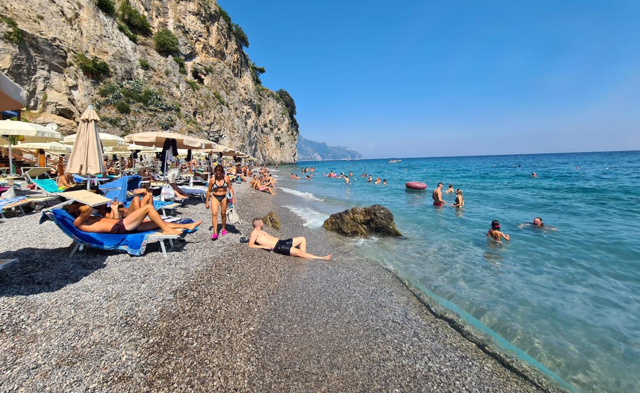 Photo de Il Duoglio Spiaggia avec caillou fin gris de surface