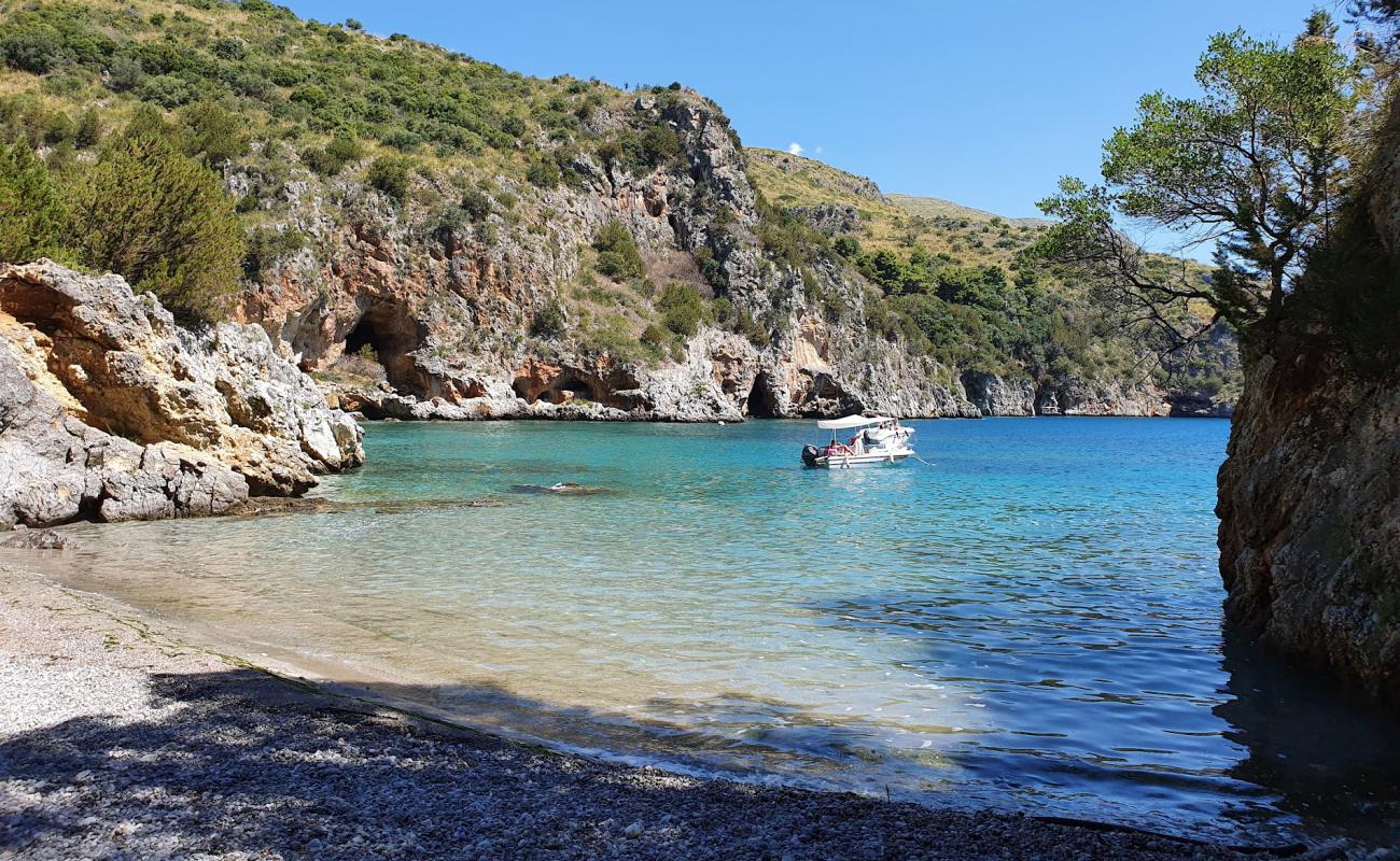 Photo de Plage d'Infreschi avec caillou fin gris de surface