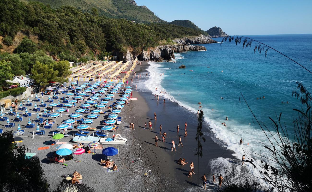 Photo de Spiaggia di Macarro avec #94 de surface