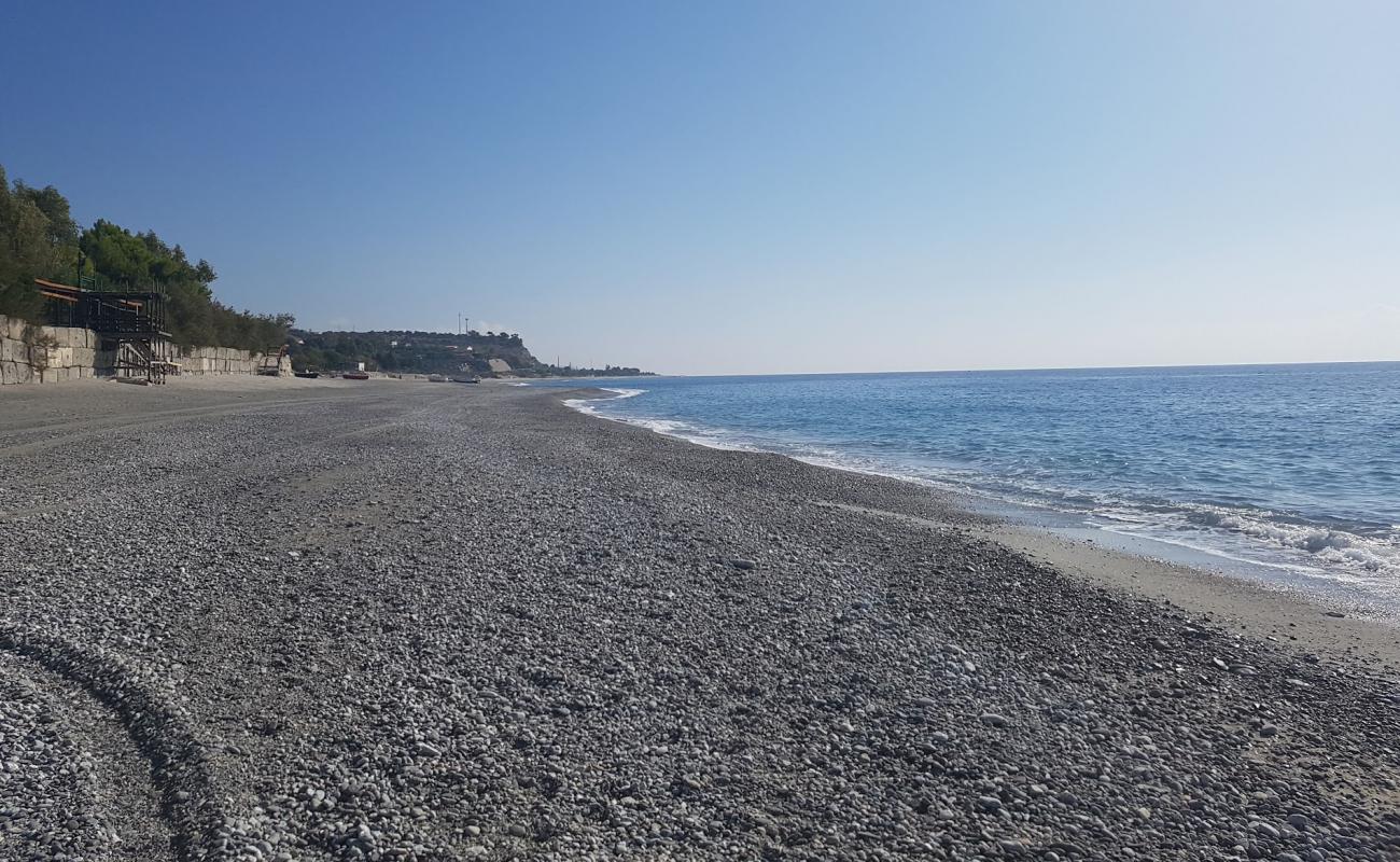 Photo de Marina di San Lorenzo avec caillou fin gris de surface