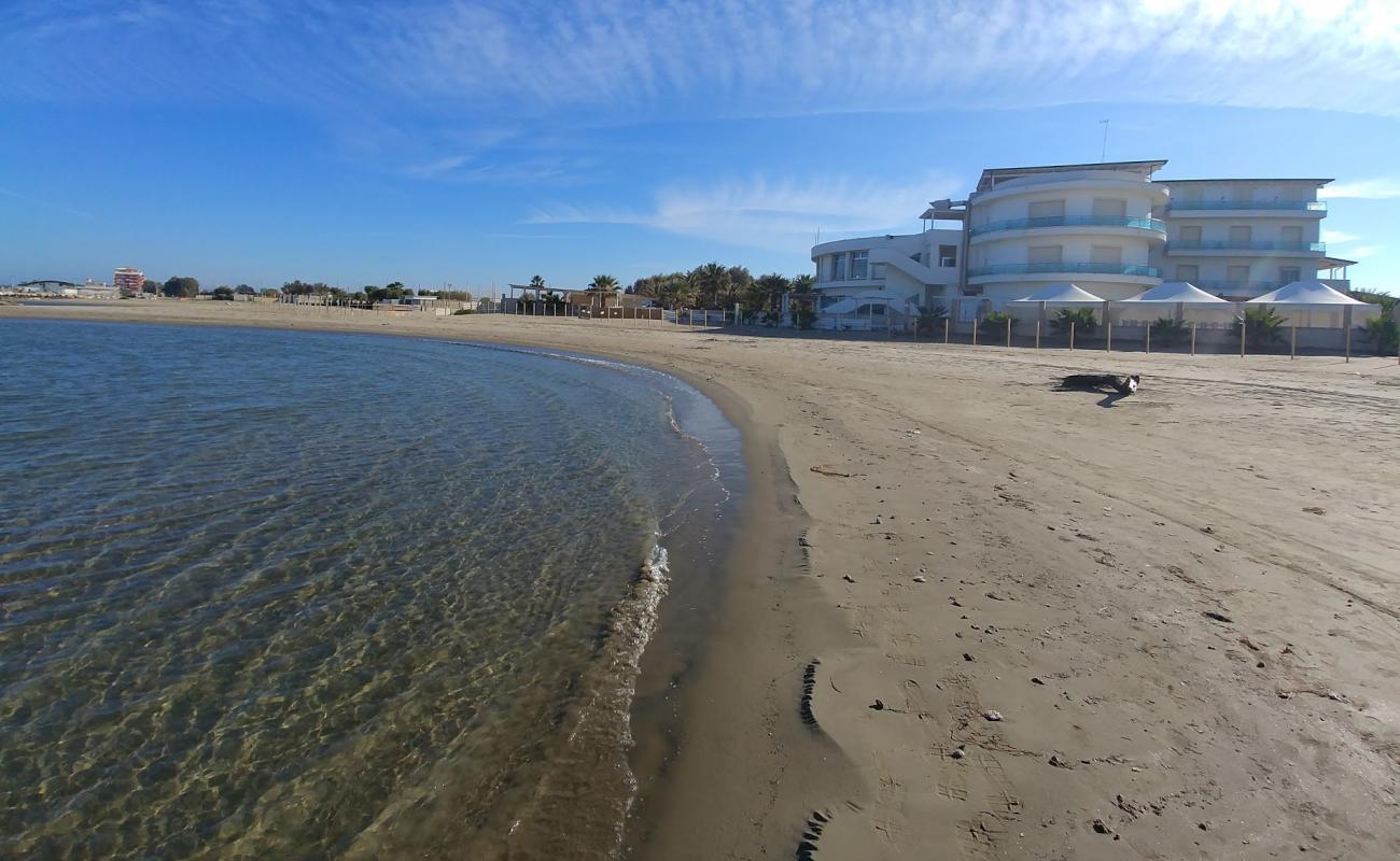 Photo de Margherita di Savoia II avec sable gris de surface