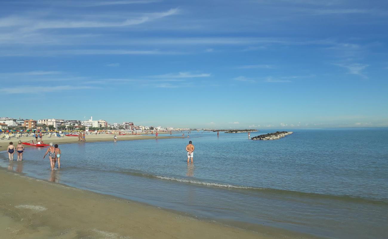 Photo de Plage de Viserba avec sable beige de surface