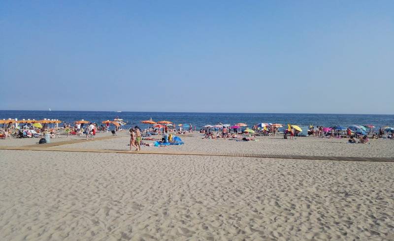Photo de Spiaggia Ca' Ballarin avec sable beige fin de surface