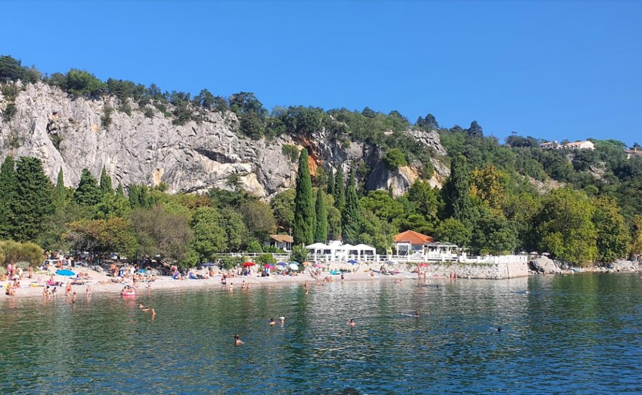 Photo de Caravella beach avec galets gris de surface