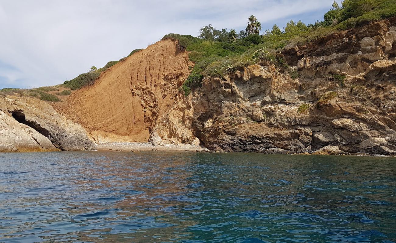 Photo de La Ripa beach avec caillou clair de surface