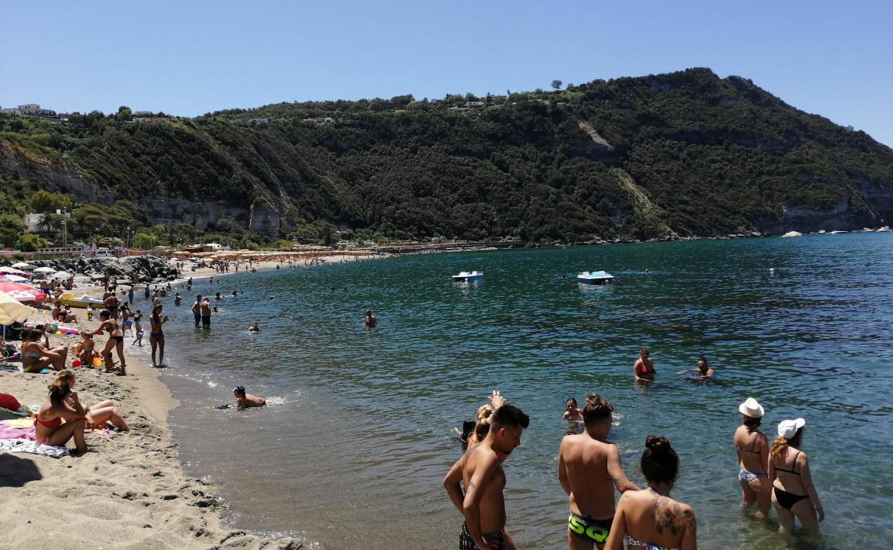 Photo de Spiaggia Di Citara avec sable fin et lumineux de surface