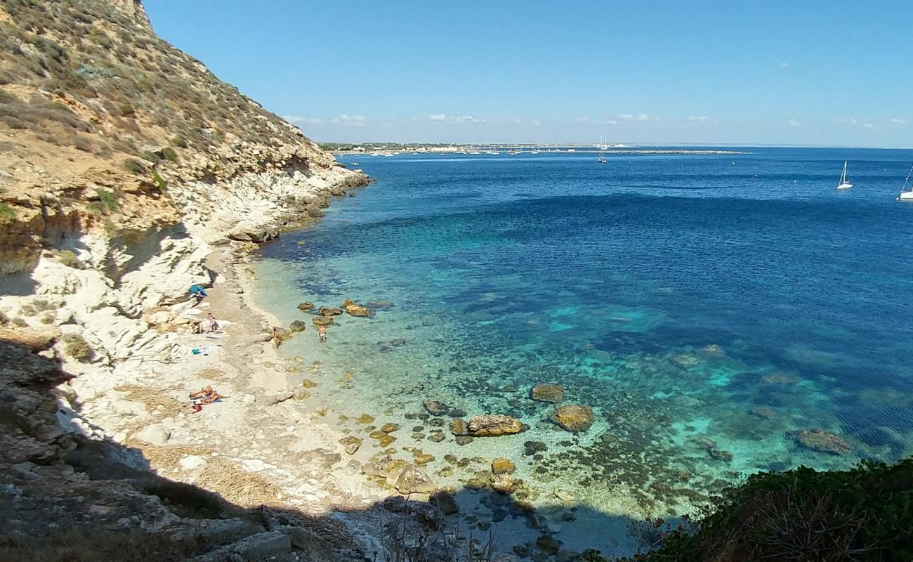 Photo de Cala del Passo avec terrain rocheux de surface