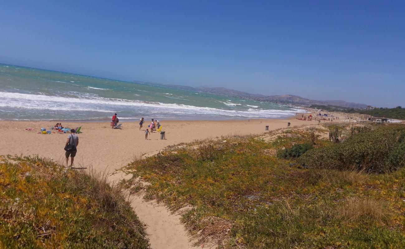 Photo de Cannatello beach avec sable lumineux de surface