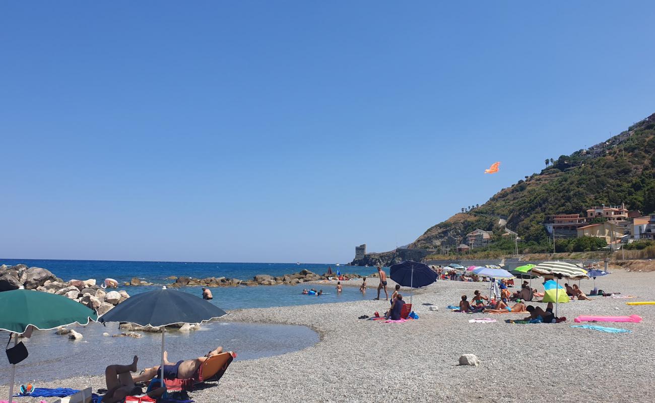 Photo de Gliaca beach avec caillou fin clair de surface