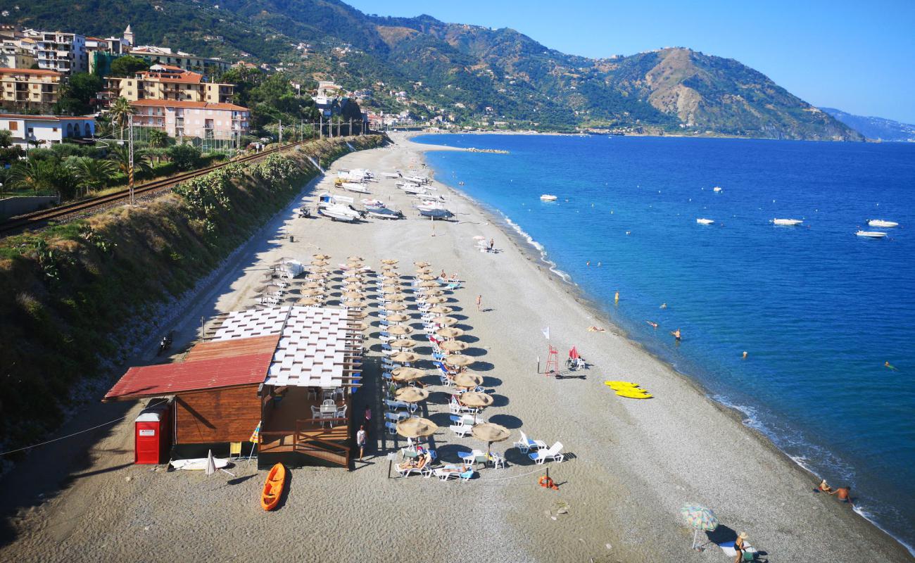 Photo de Capo Skino beach avec caillou fin gris de surface