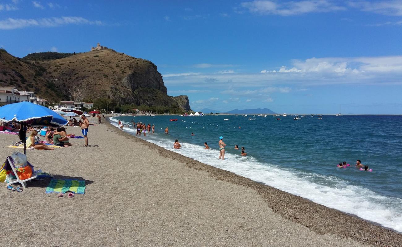 Photo de Spiaggia Di Marinello avec caillou fin clair de surface