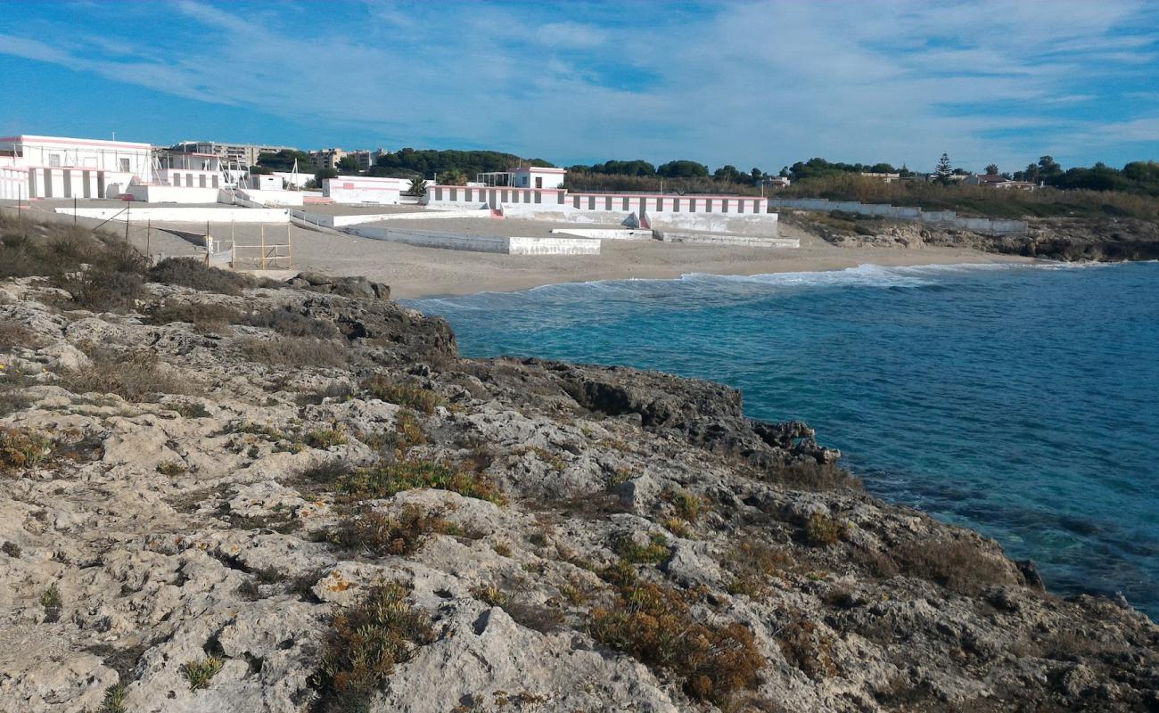 Photo de Lido Saint Bon avec sable brun de surface