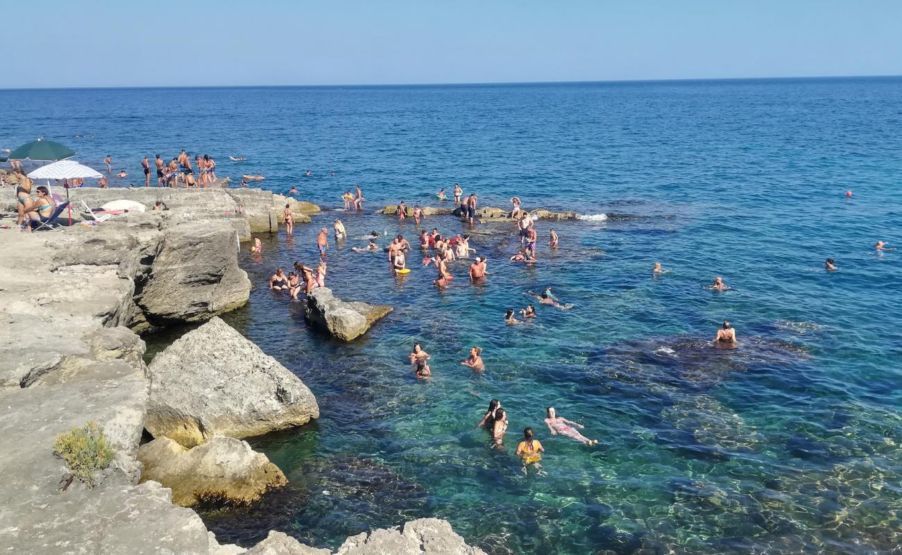 Photo de Spiaggia della Botte avec béton de surface