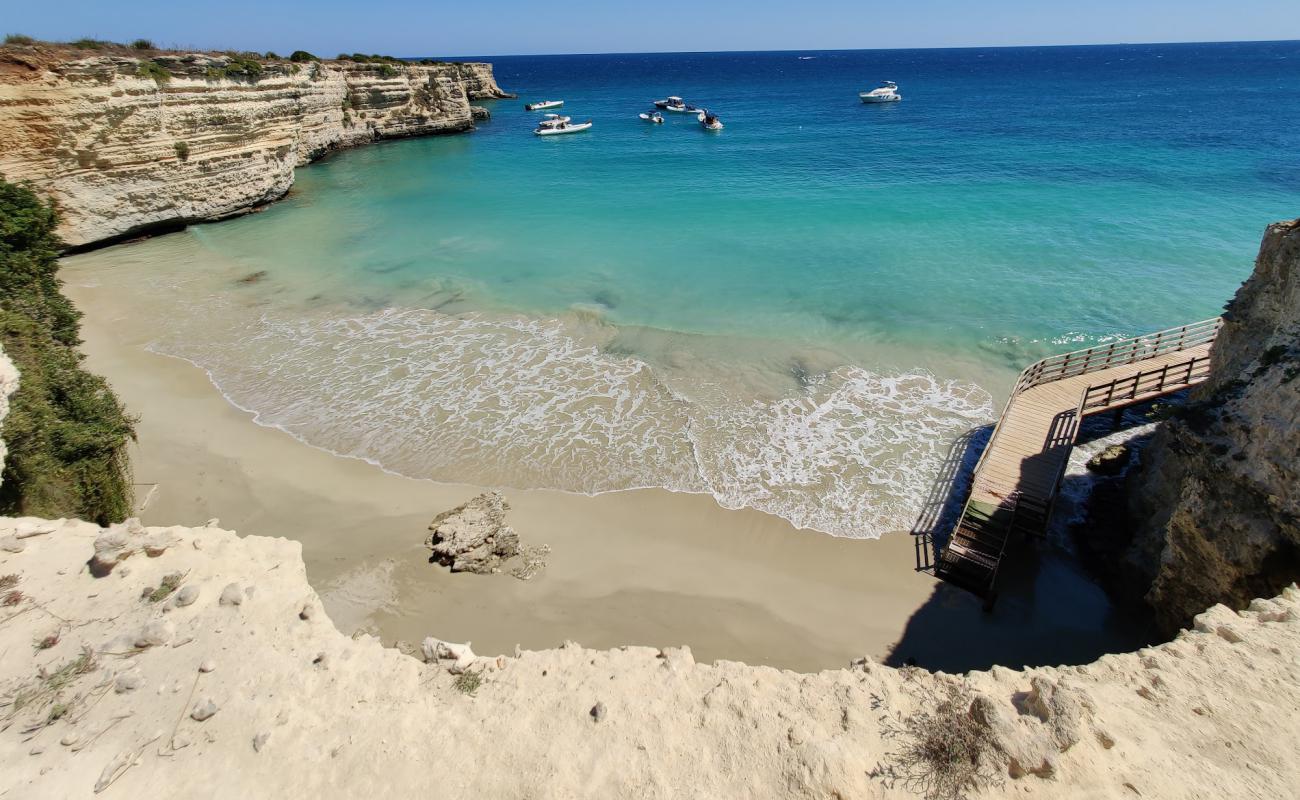 Photo de Spiaggia di Mulino D'Acqua avec sable beige de surface