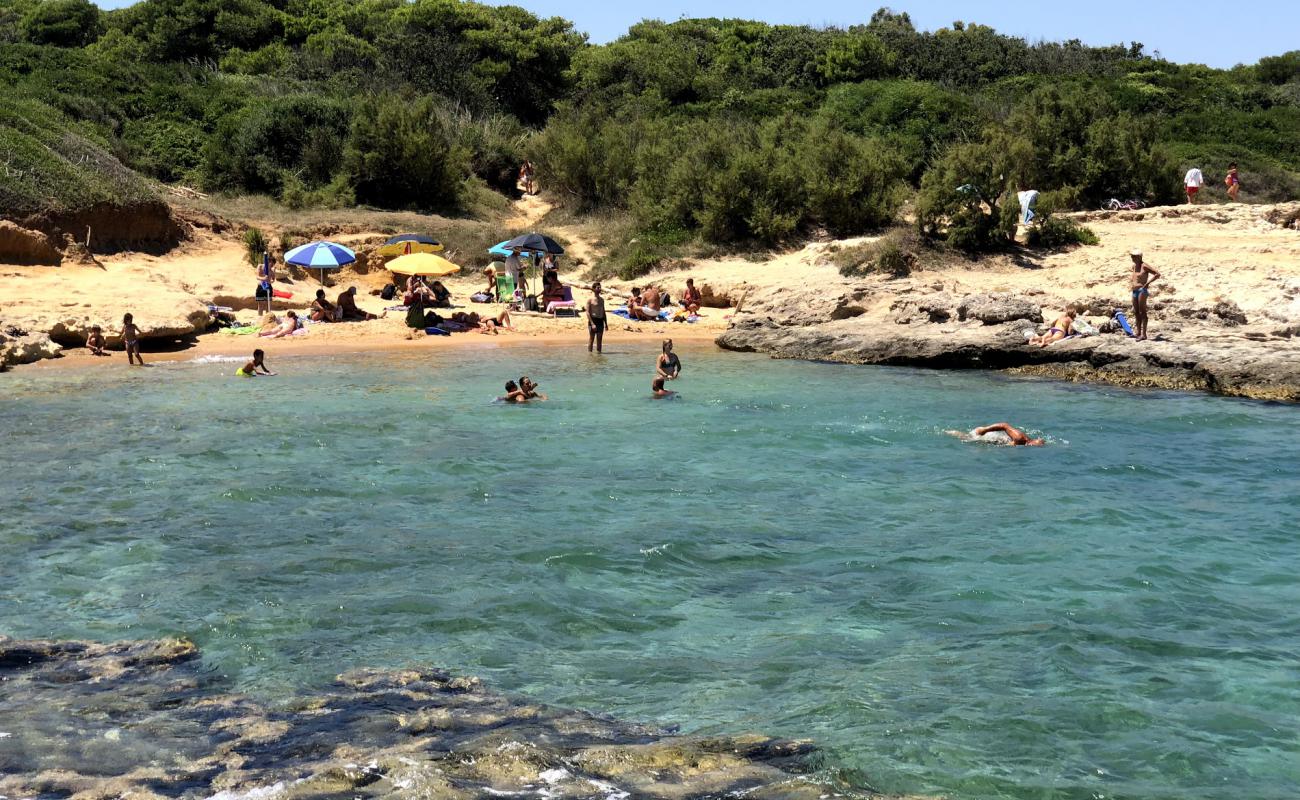 Photo de Caletta Toraiello avec sable lumineux de surface