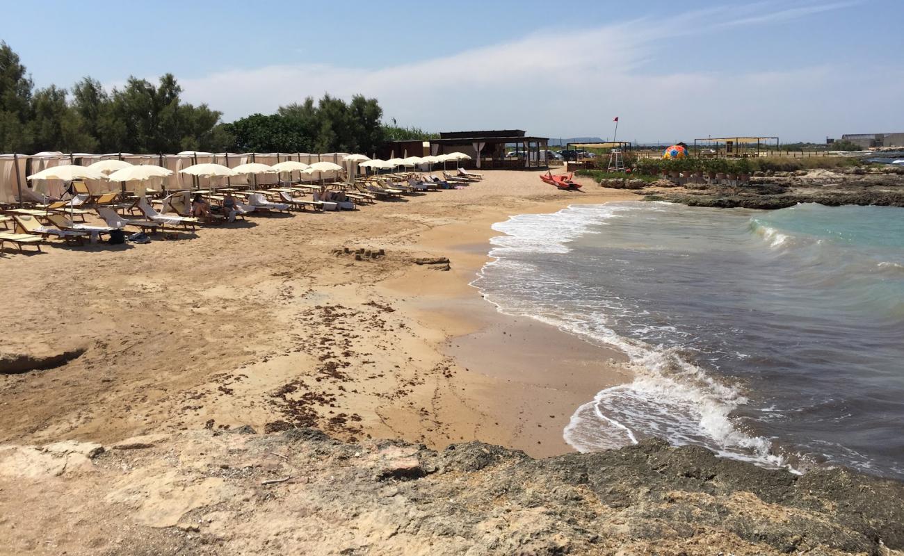 Photo de La Fonte beach avec sable beige de surface