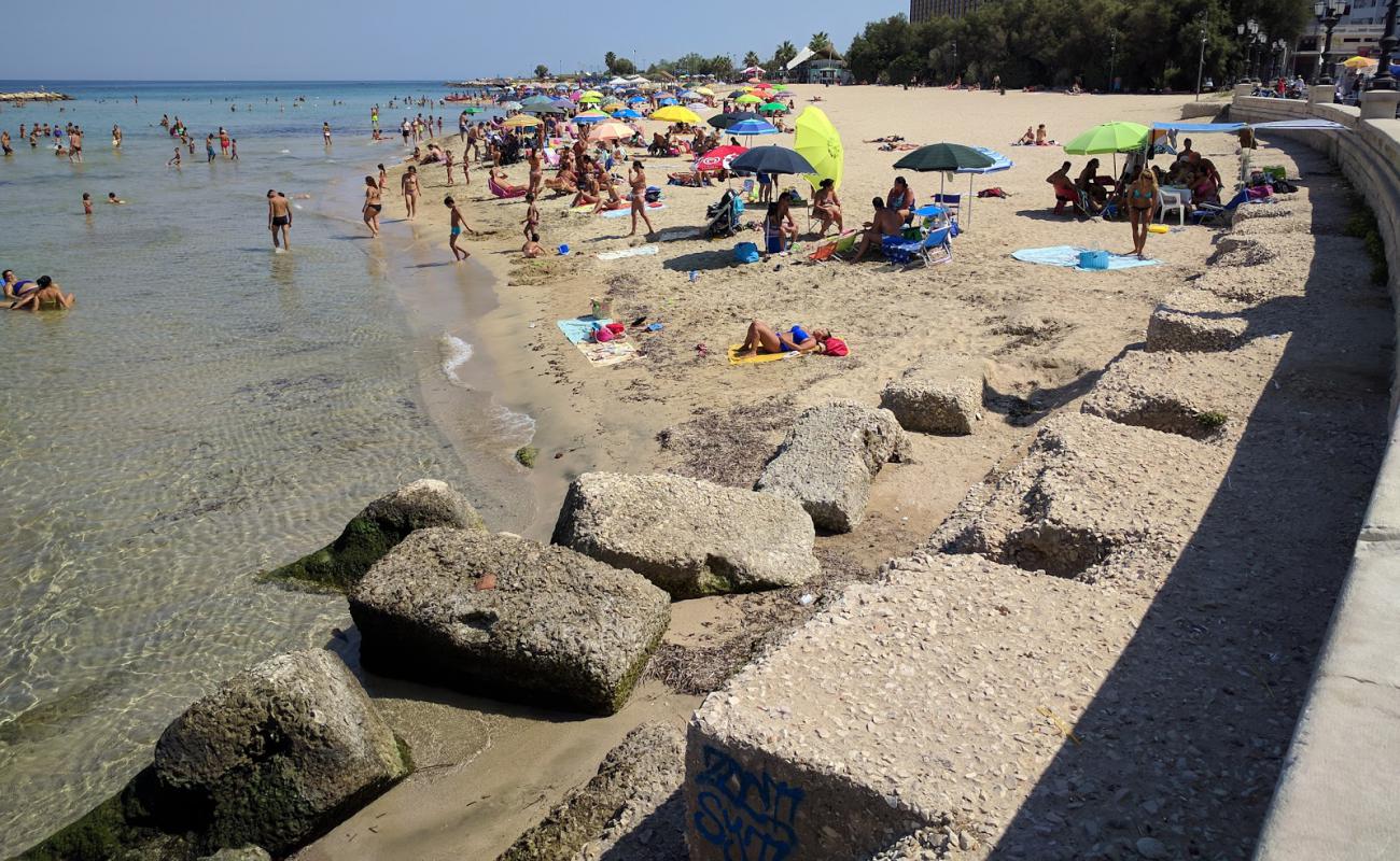 Photo de Pane e Pomodoro Beach avec sable beige & pierres de surface