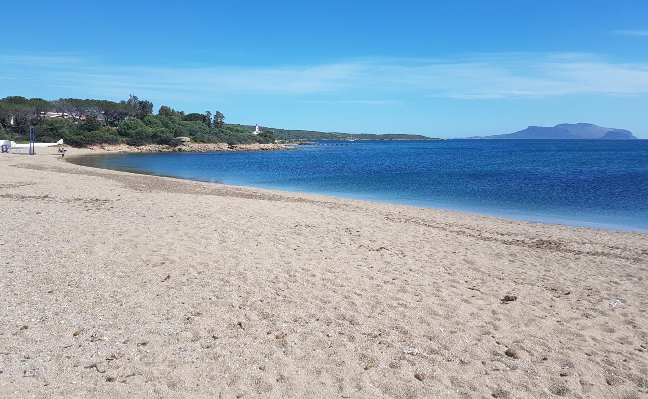 Photo de Lido del Sole avec sable gris de surface