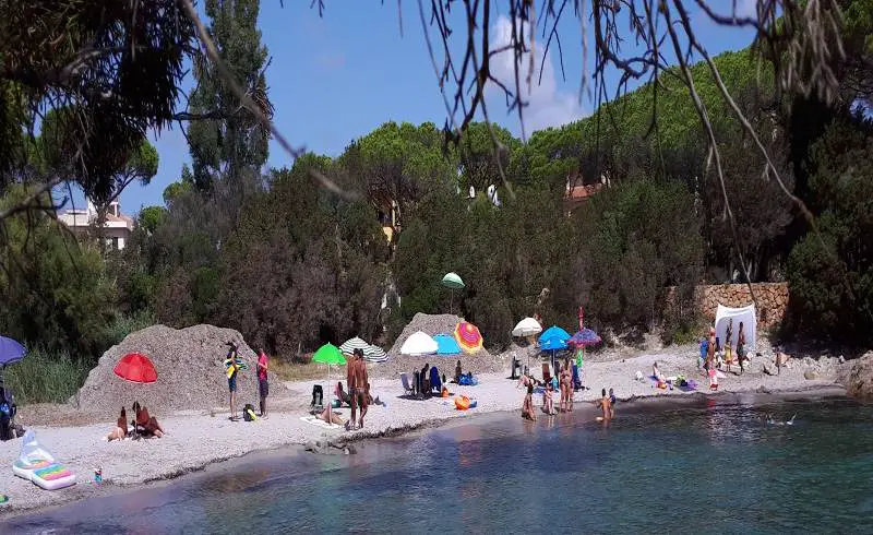 Photo de Spiaggia Mattanosa avec sable beige de surface