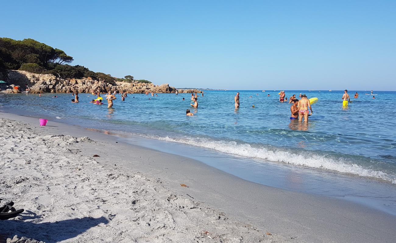 Photo de Bagnino eroe avec sable beige fin de surface
