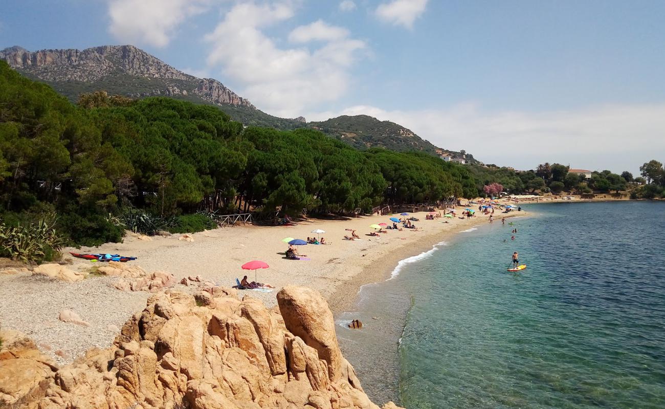 Photo de Plage de Santa Maria Navarrese avec caillou clair de surface