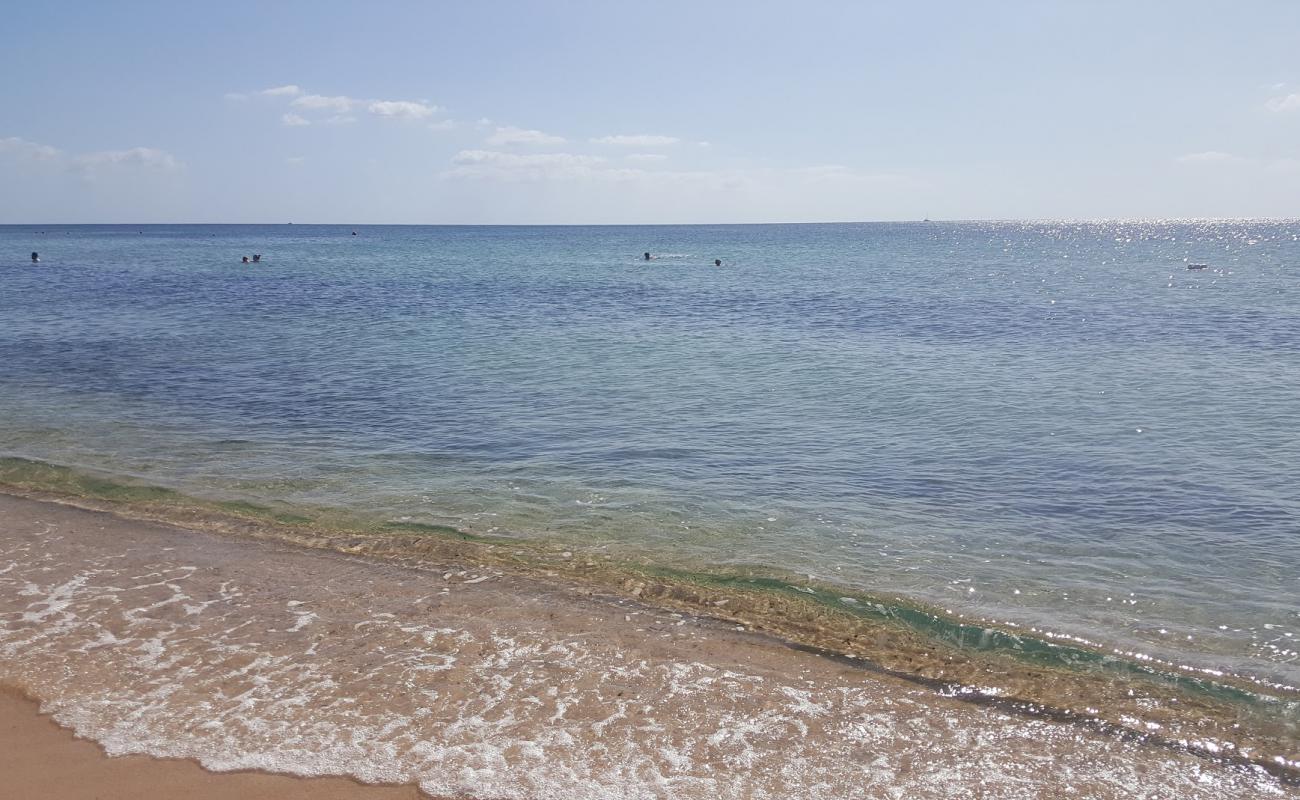 Photo de Plage de Campumatta avec sable beige fin de surface