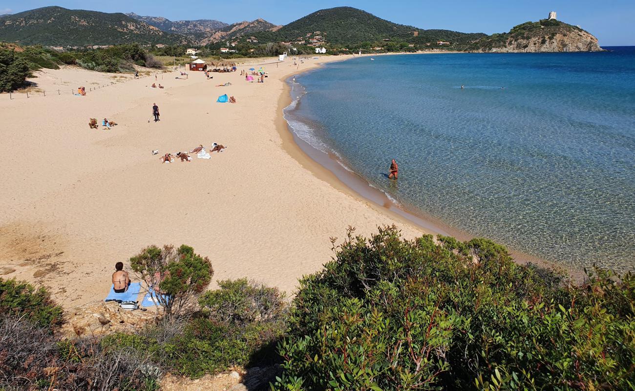 Photo de Spiaggia di Sa Colonia avec sable beige fin de surface