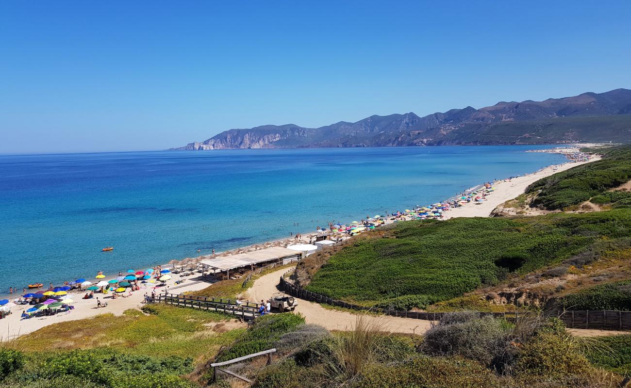 Photo de Spiaggia Di Porto Paglia avec sable beige de surface