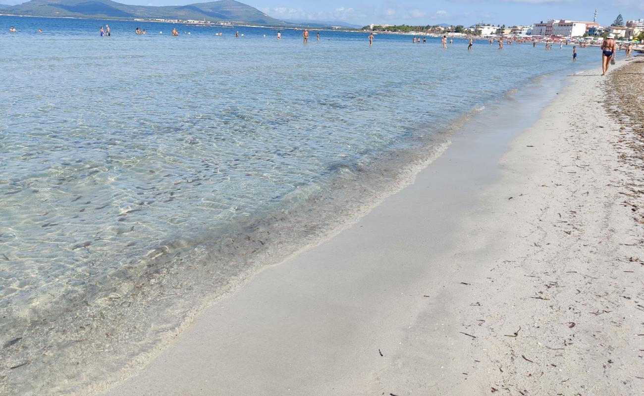 Photo de Plage de Lido di Alghero avec sable fin blanc de surface