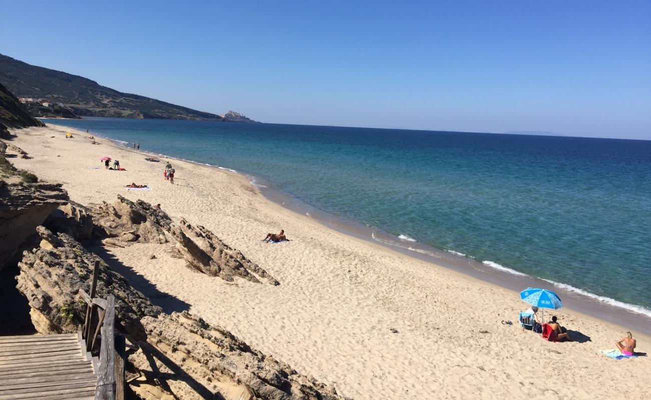 Photo de Spiaggia La Ciaccia avec sable beige de surface
