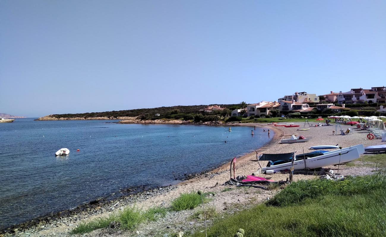 Photo de Spiaggia Cala del Faro avec sable clair avec caillou de surface