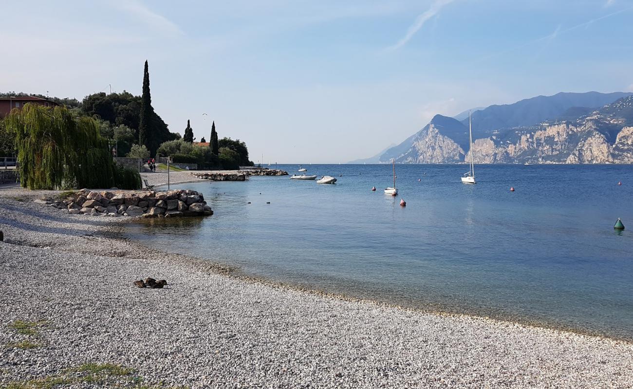 Photo de Strand Beach avec petits galets gris de surface