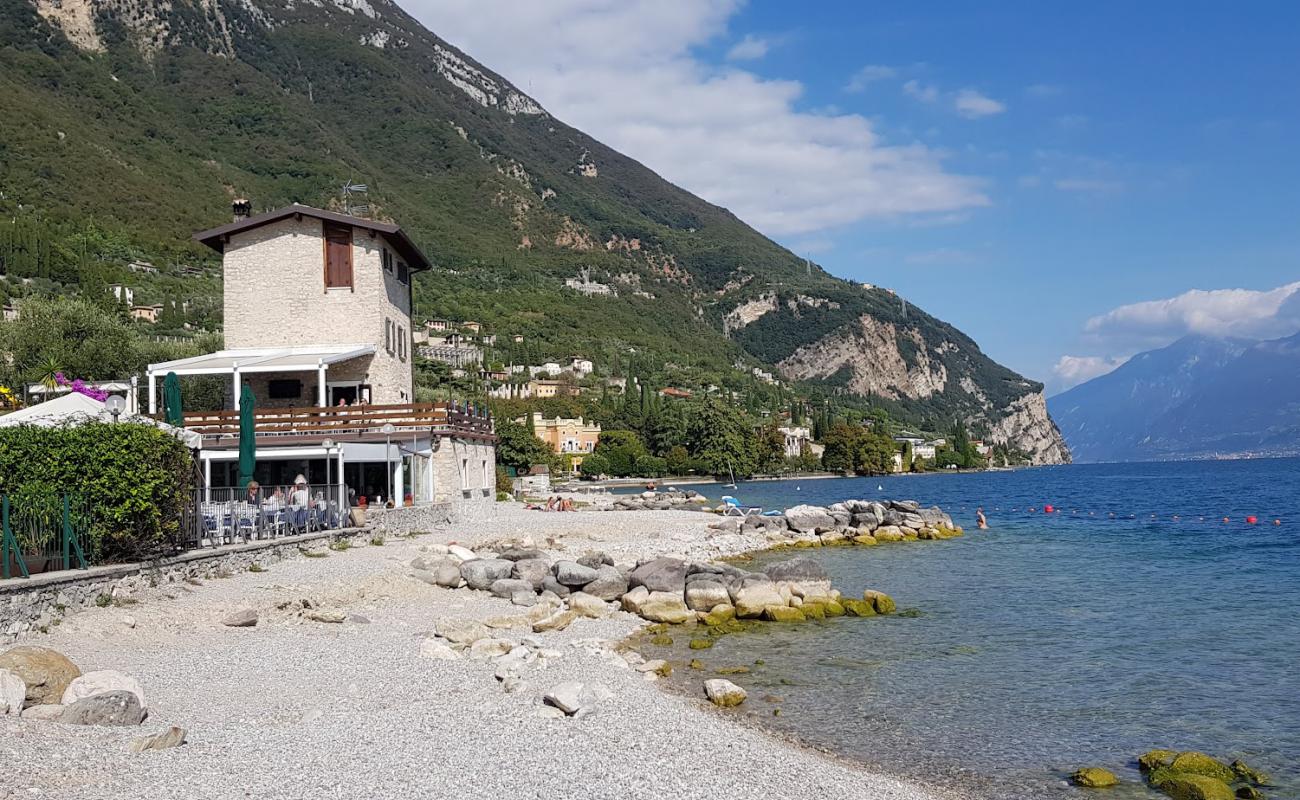 Photo de Fontanella Beach avec galets gris de surface