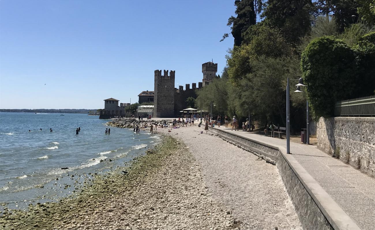Photo de Spiaggia del Prete avec galets gris de surface