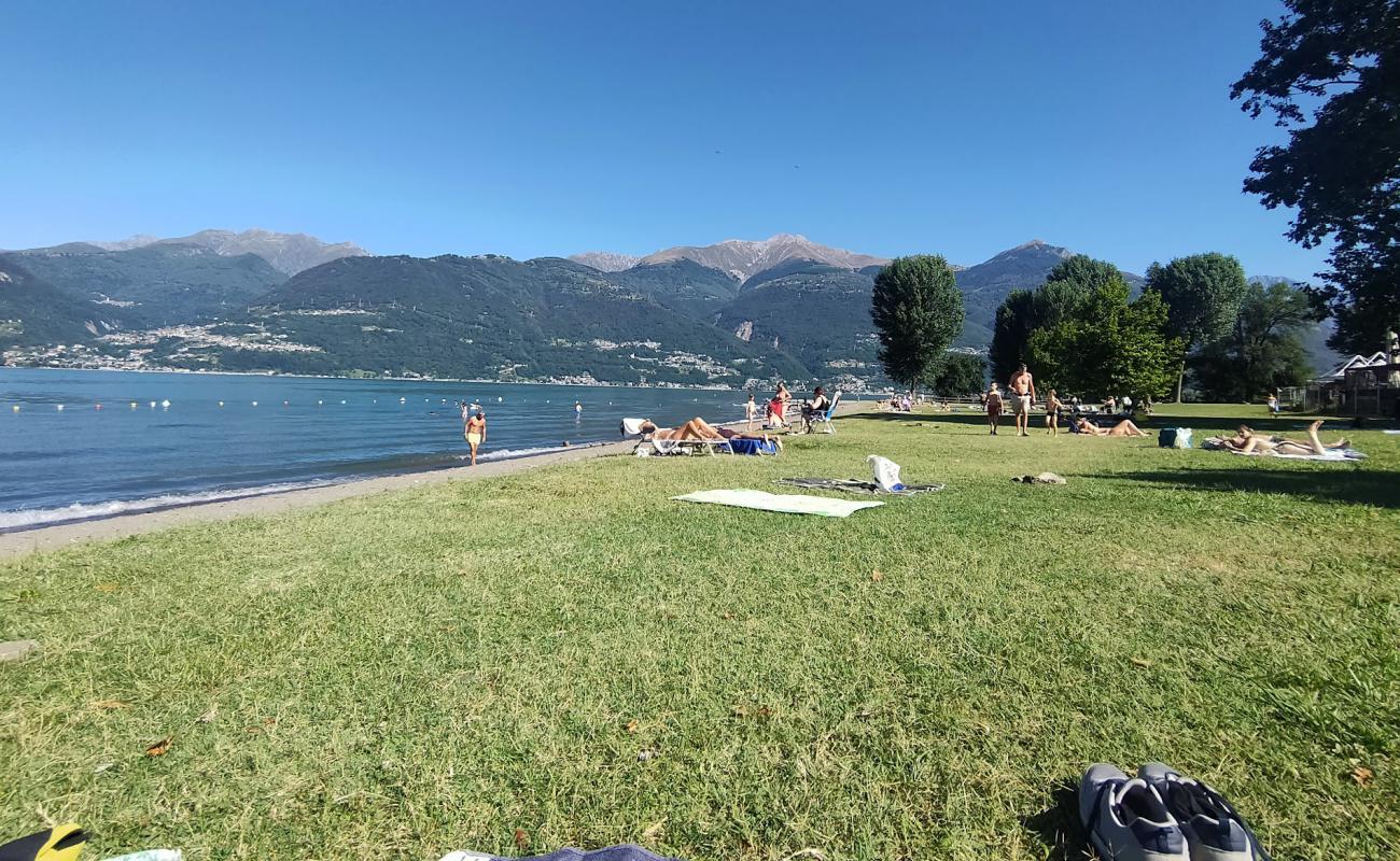 Photo de Spiaggia Ontano avec sable gris & galets de surface