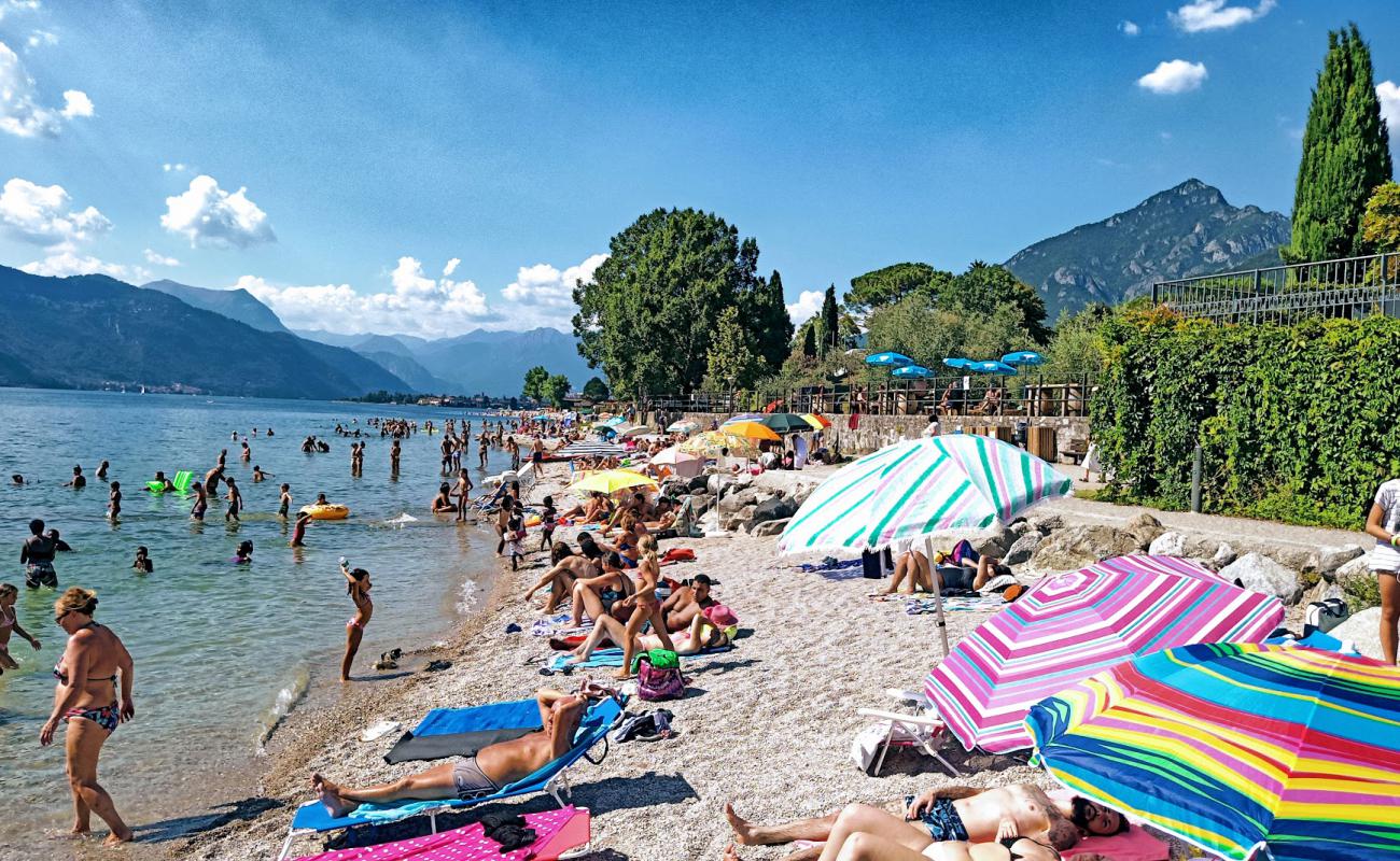 Photo de Spiaggia Ulisse Guzzi avec terrain rocheux de surface