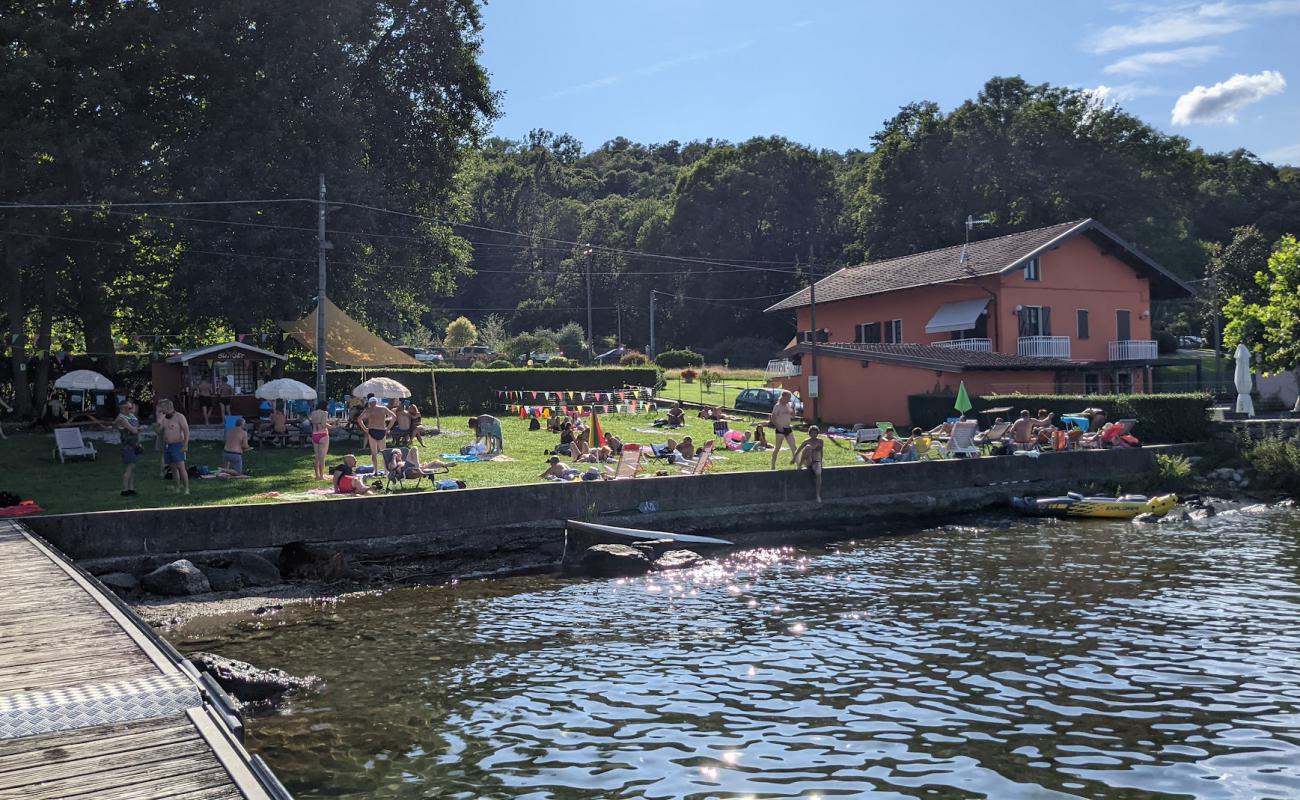 Photo de Spiaggia comunale Pascolo avec herbe de surface