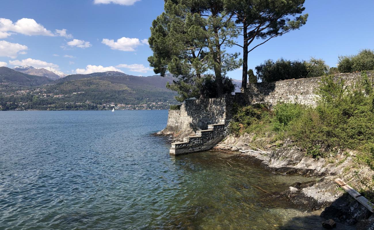 Photo de Spiaggia delle Olive avec roches de surface