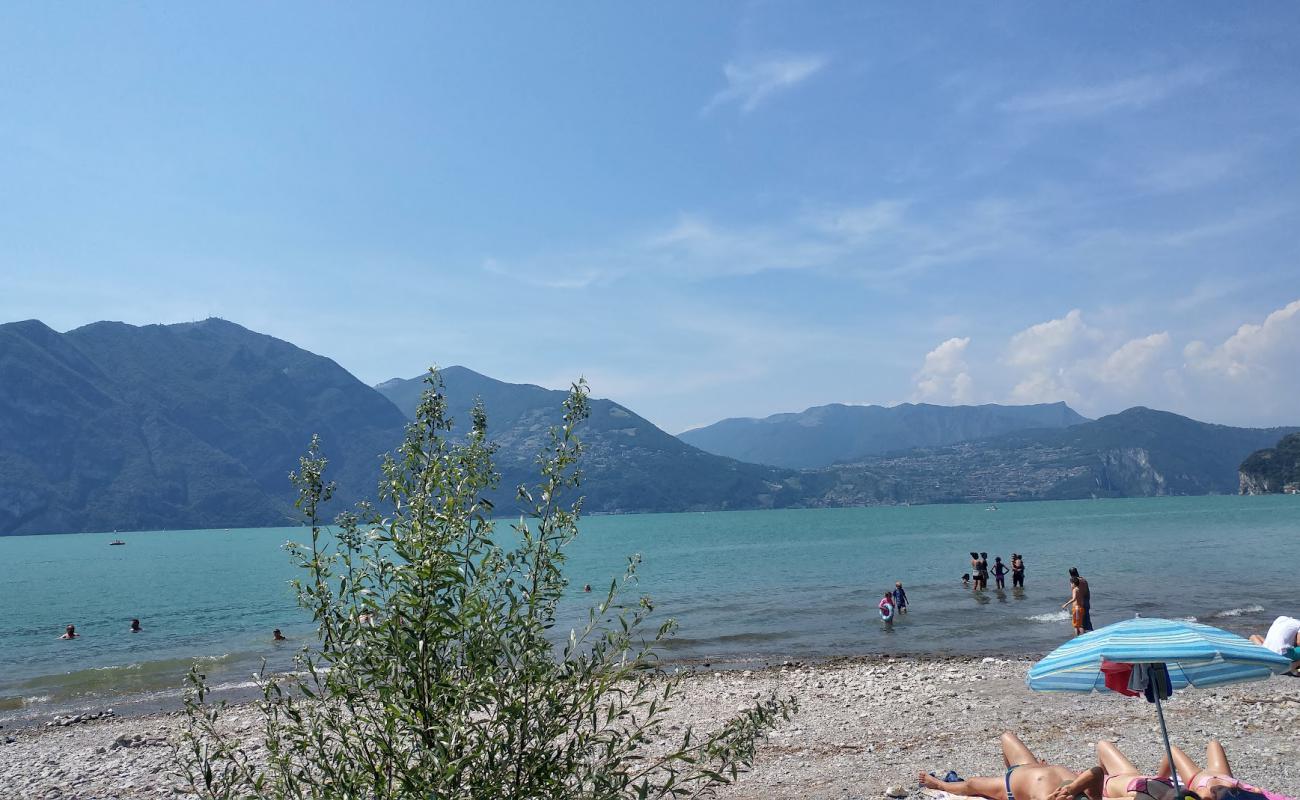 Photo de Spaggia Campo Marone avec sable beige & pierres de surface
