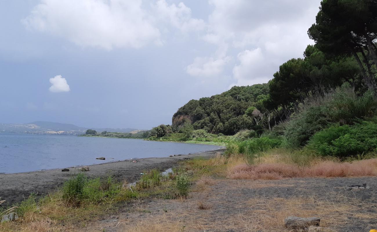 Photo de Beach Via del Sasso avec sable brun de surface