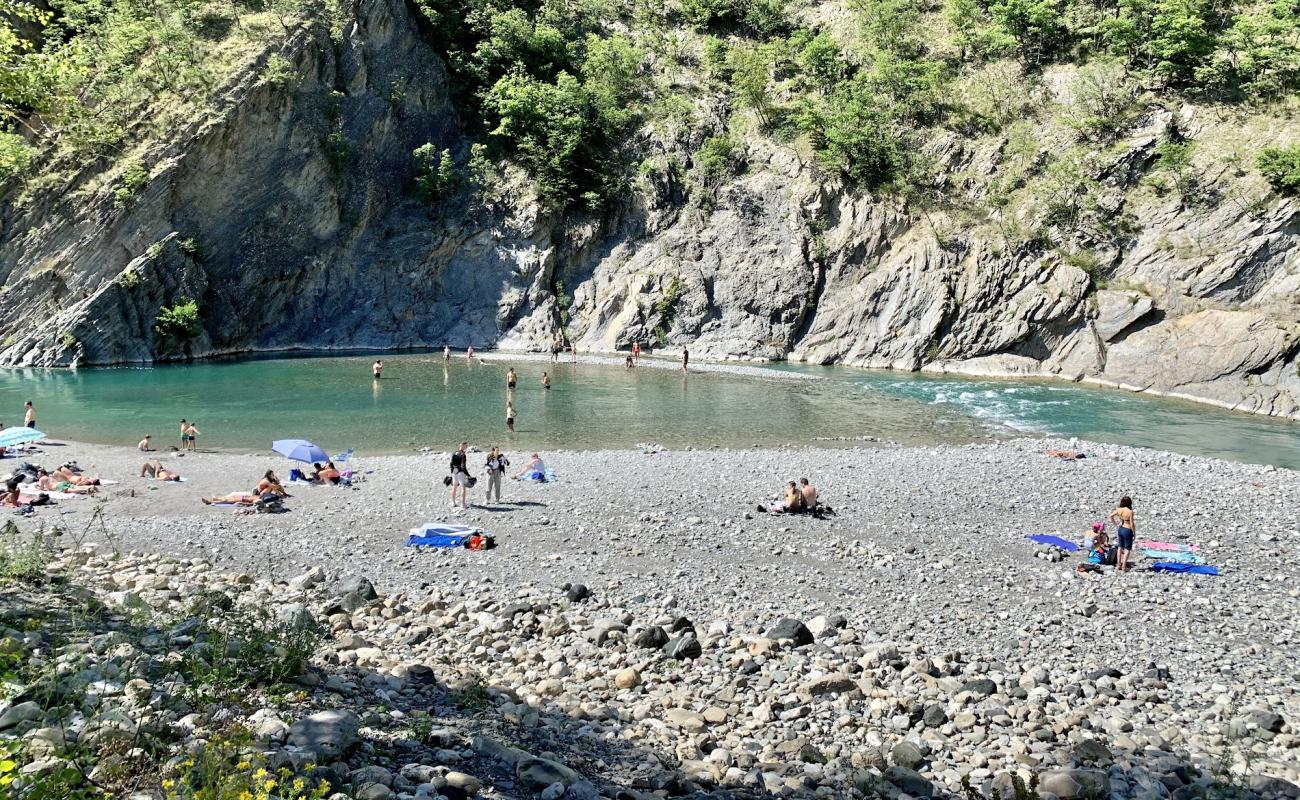 Photo de Spiaggia la Chiesetta avec terrain rocheux de surface