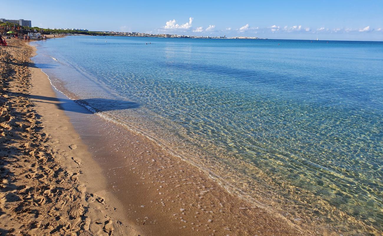 Photo de Spiaggia Padula Bianca avec sable lumineux de surface