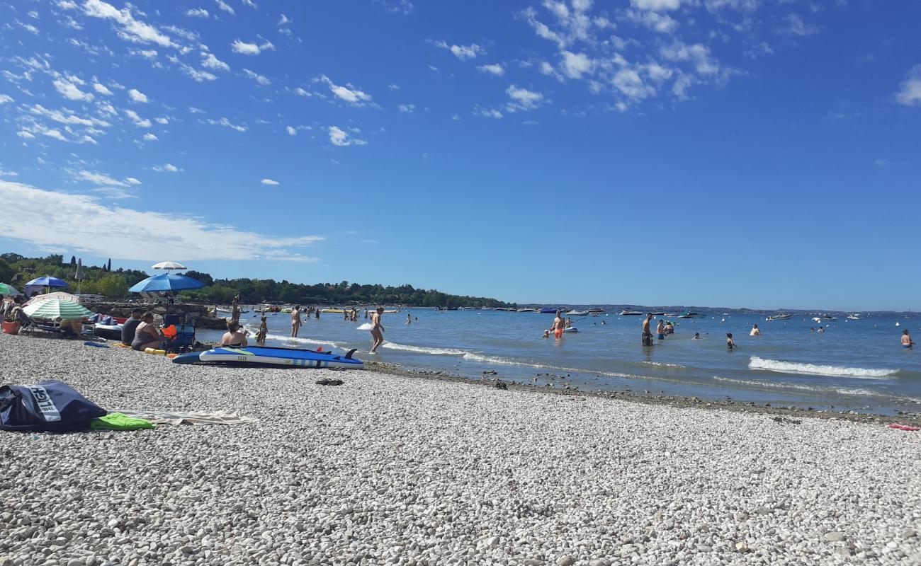 Photo de Plage de Lazise avec caillou fin clair de surface