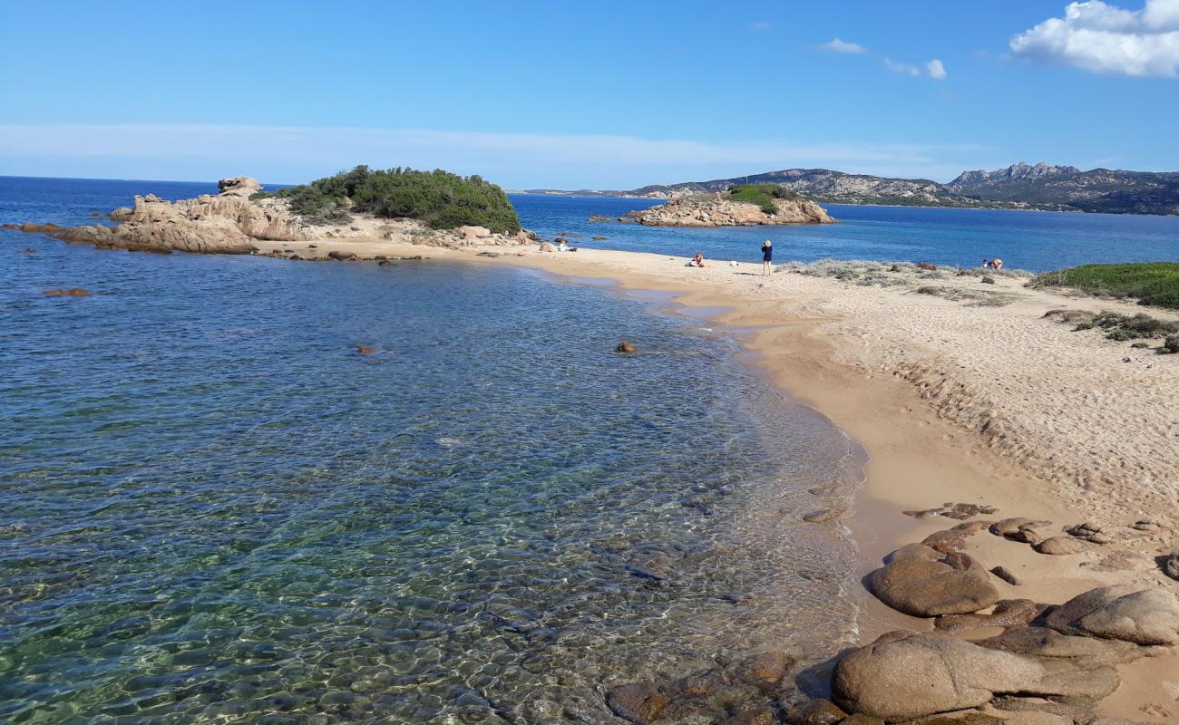 Photo de Spiaggia Barca Bruciata avec sable lumineux de surface