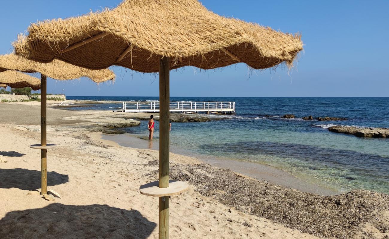 Photo de MamaLuna Plage avec sable beige de surface