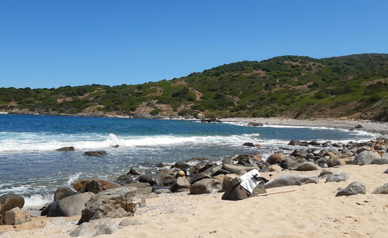 Photo de Robinson pebble Beach avec terrain rocheux de surface