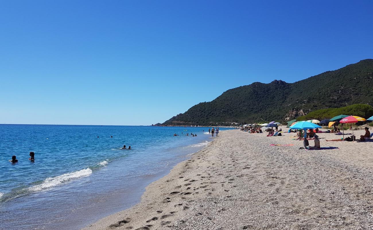 Photo de Museddu Beach avec sable beige & galets de surface
