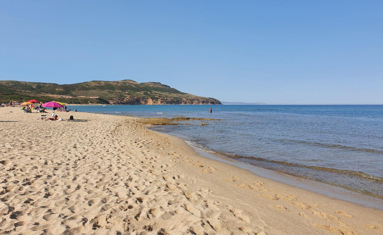Photo de Plagemesu Beach avec sable beige de surface