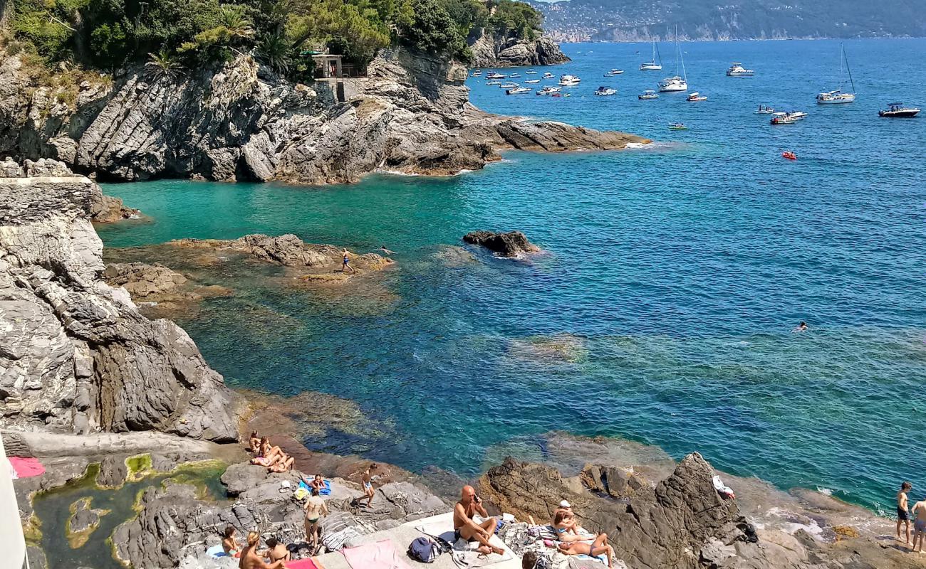 Photo de Spiaggia Scogliera di Pontetto avec roches de surface