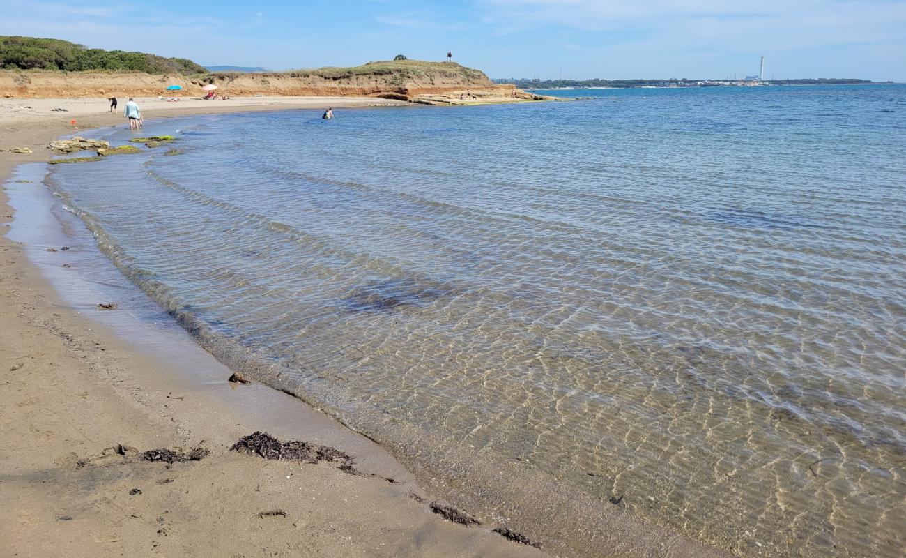 Photo de Punta delle Quaglie Lido avec sable gris de surface